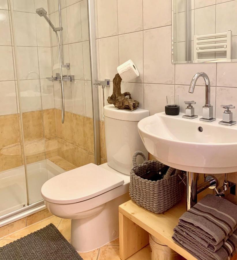 Kornbranntgut Hieflau Hotel Buitenkant foto