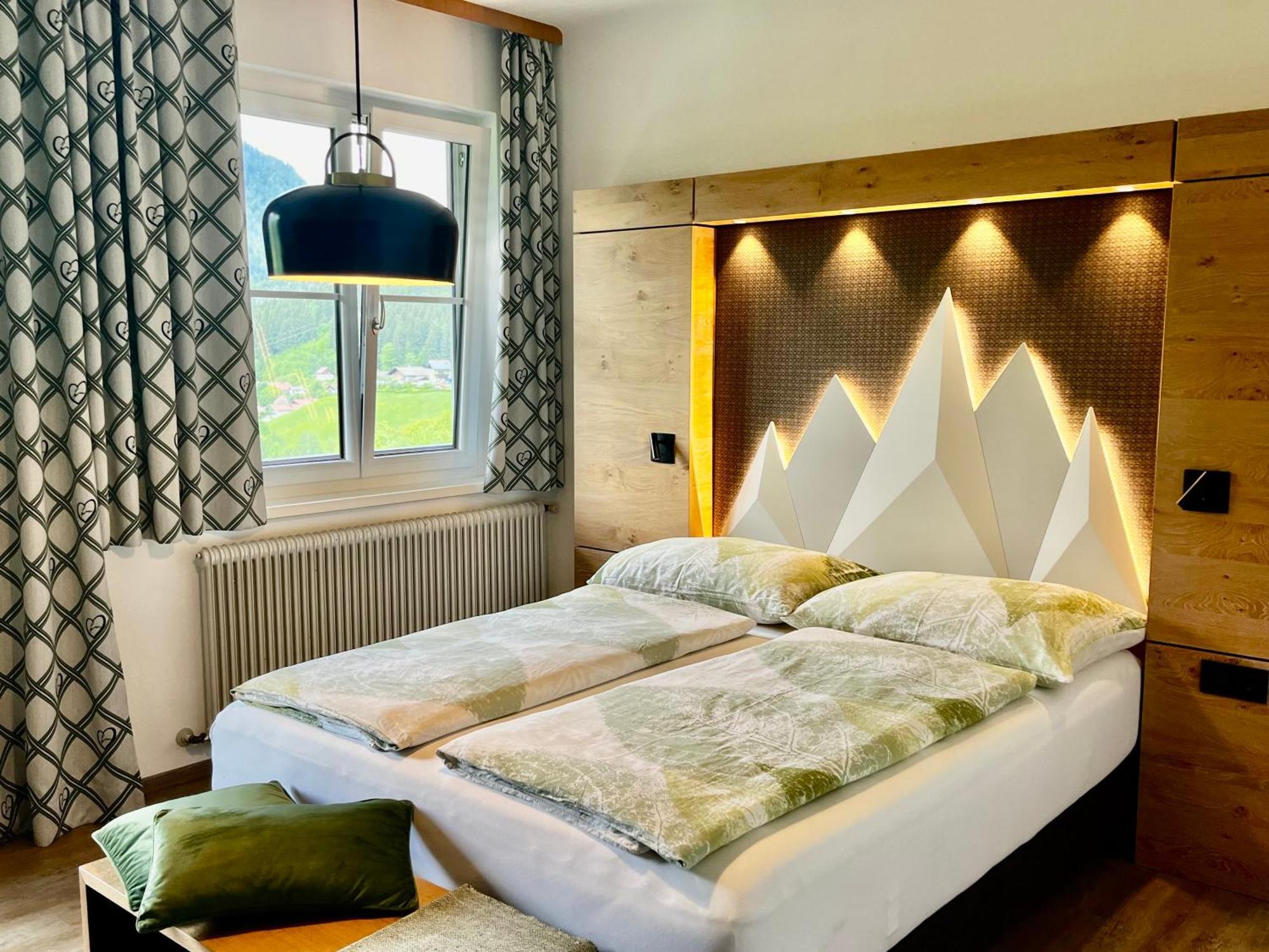 Kornbranntgut Hieflau Hotel Buitenkant foto