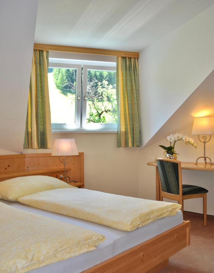 Kornbranntgut Hieflau Hotel Buitenkant foto